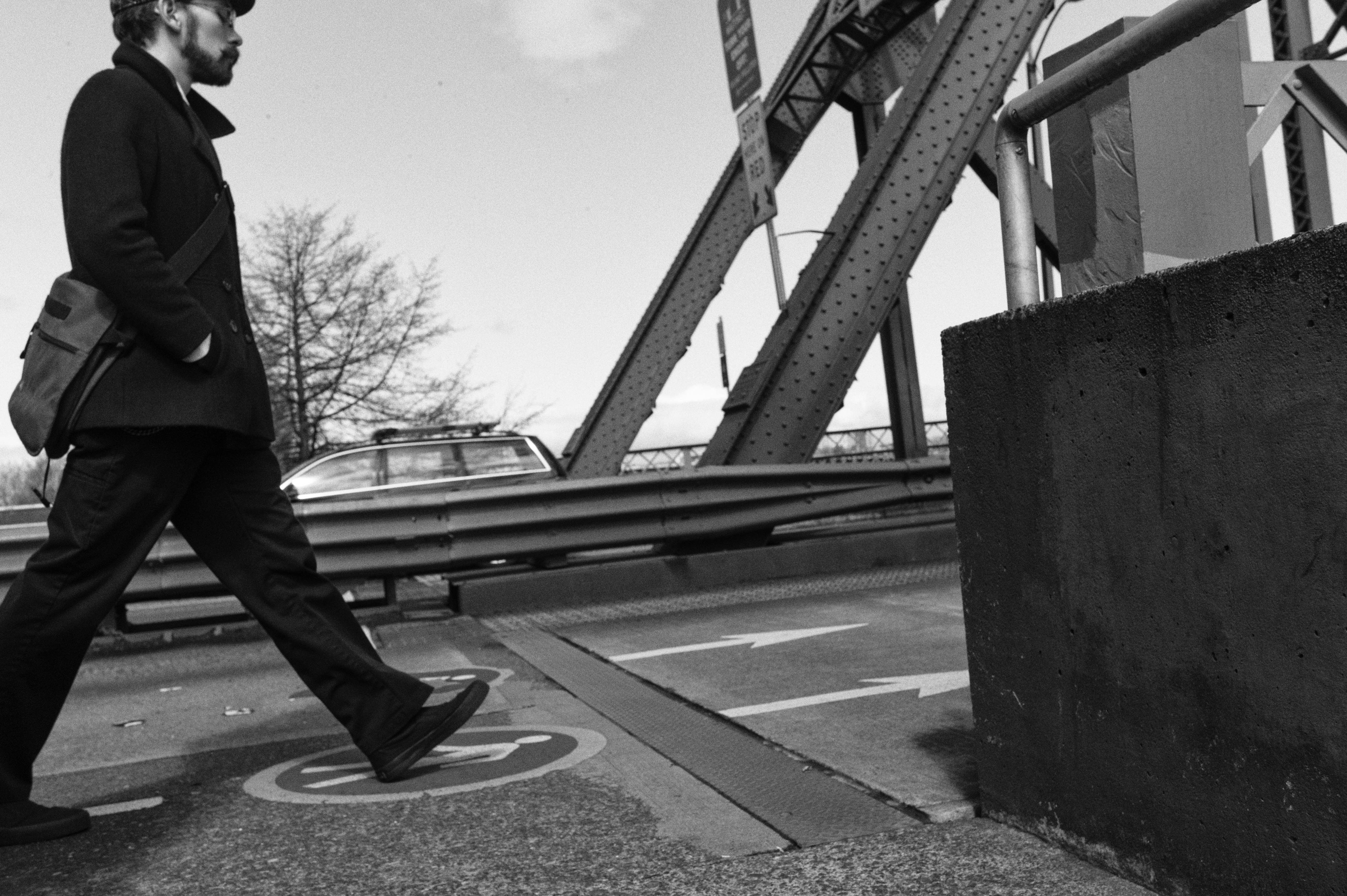 In Stride 8640087180 O